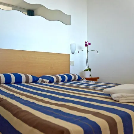 Trill Mirasol E Estudio 1a Linea Mar * L'Estartit